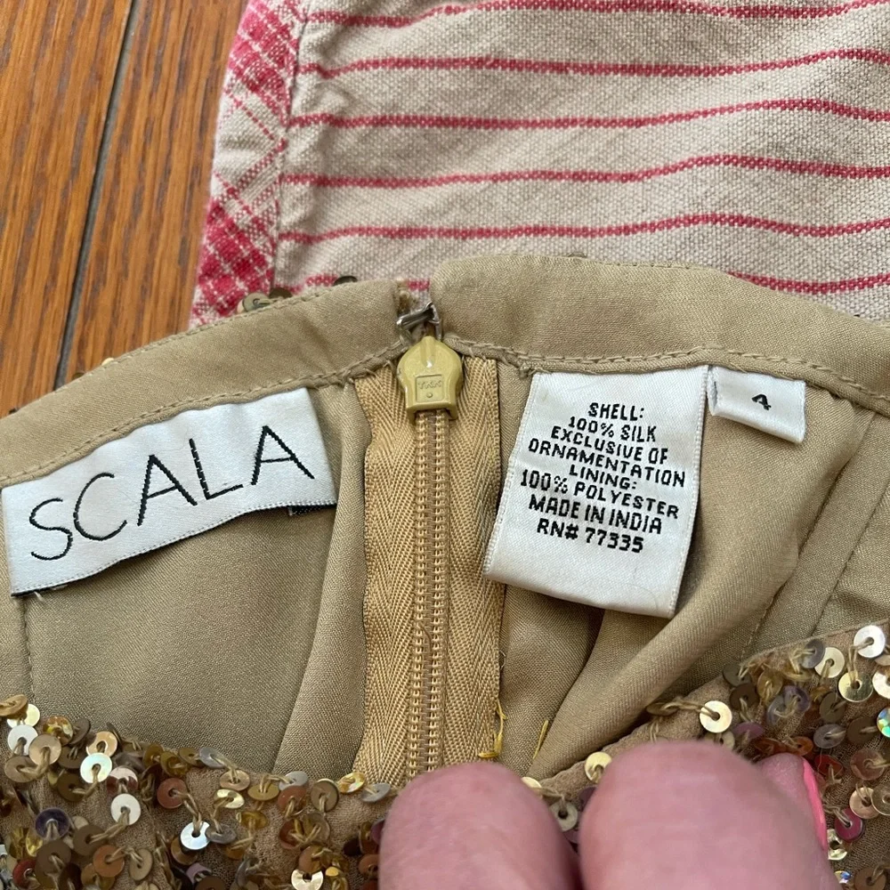 Scala Gold Sequin Dress - Picture 4 of 11